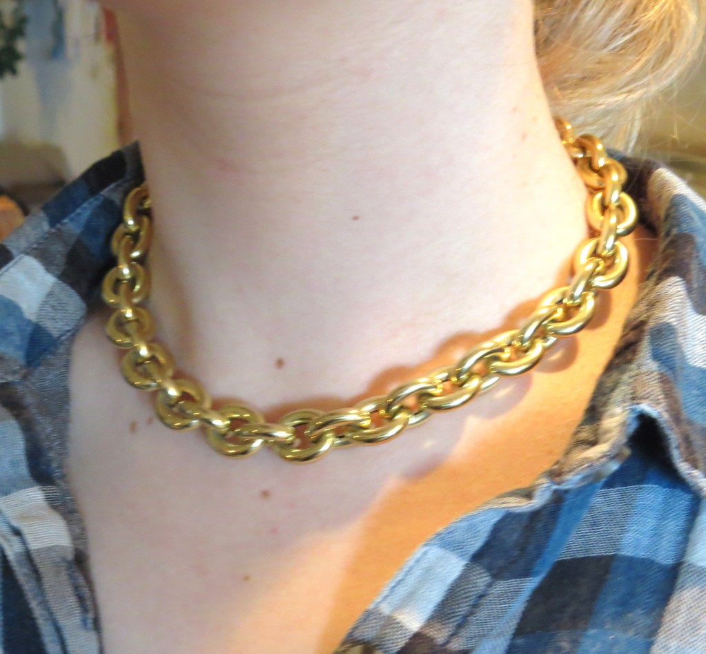 Classic Gold Link Chain Necklace In Excellent Condition In Lambertville, NJ