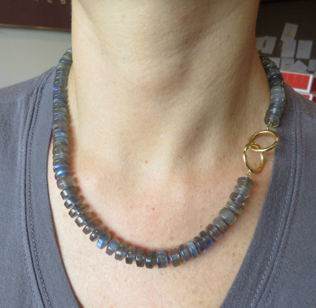 Tiffany & Co 18k yellow gold necklace with 8mm labradorite beads by Paloma Picasso.Necklace is 19