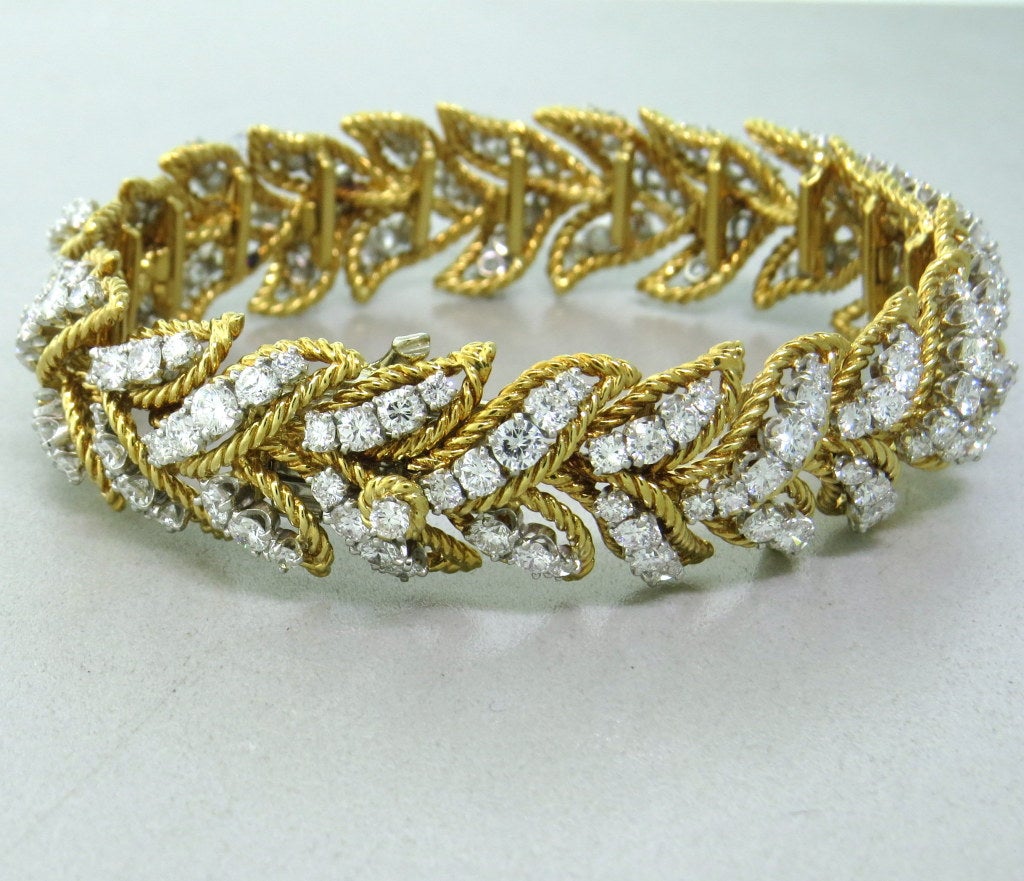 1960s 18k gold bracelet with approximately 10 carats VS/G diamonds. Bracelet is 7 1/4