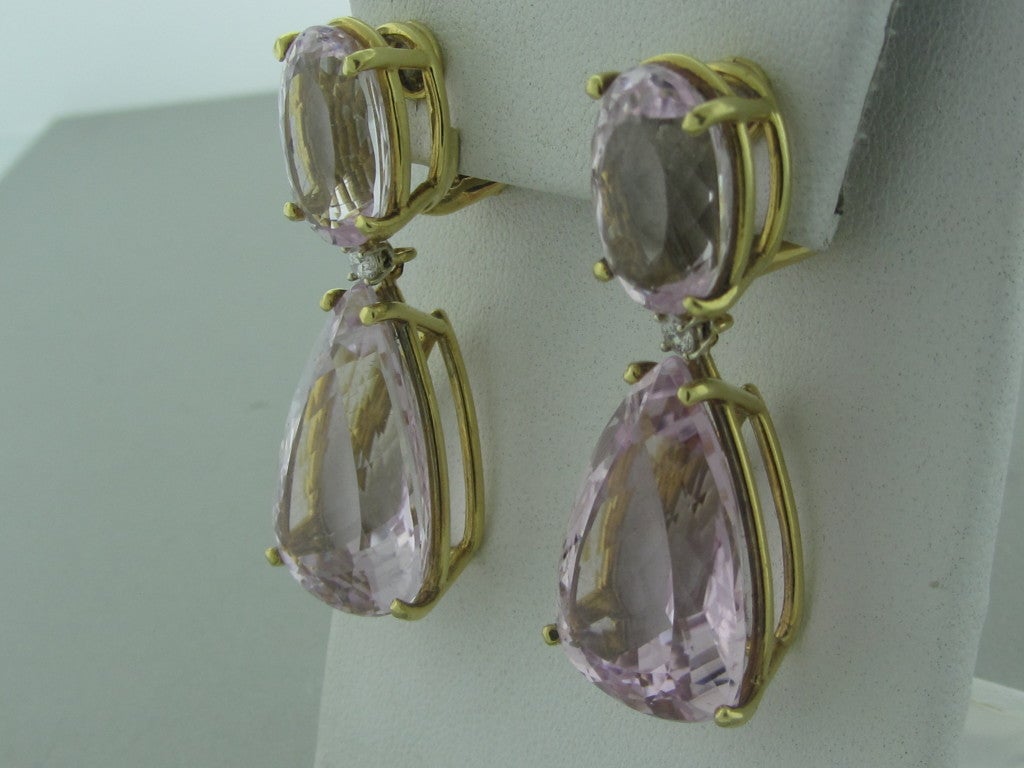 18k Yellow Gold Marked/Tested Rfmas, 750 Gemstones/Diamonds Kunzite Diamonds - Approx. 0.20ctw Clarity: Vs Color: G Measurements: Earrings 43mm X 17mm ( 1 Inch = 25mm) Weight 29.8g