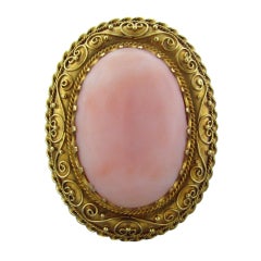 Antique Beautiful Angel Skin Gold Coral Ring