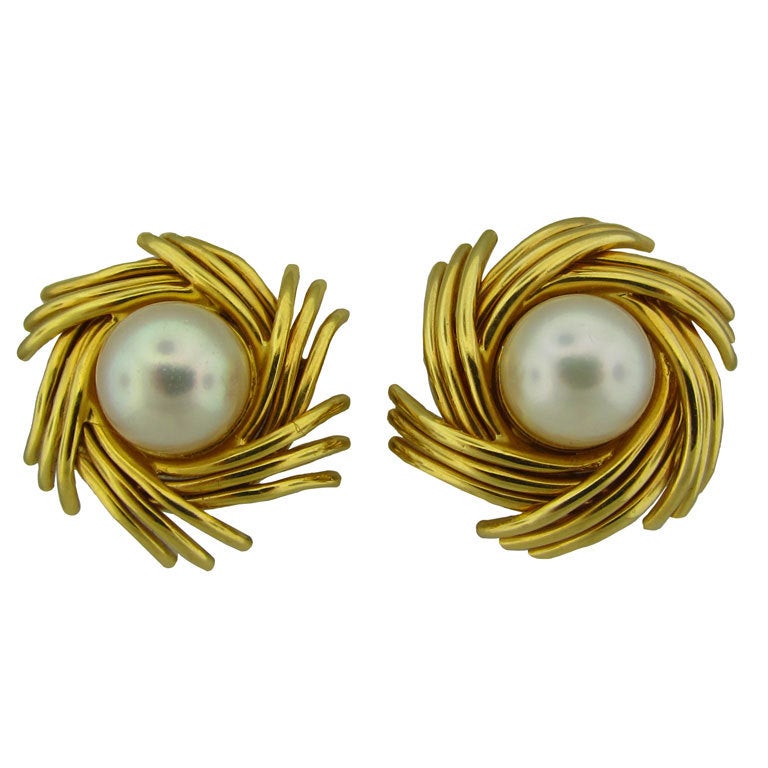 TIFFANY & CO Jean Schlumberger Gold Pearl Earrings For Sale