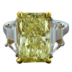 CARTIER 5.66ct  Fancy Yellow Diamond Engagement Ring