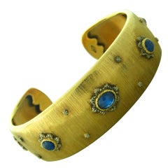 BUCCELLATI  Rigato Gold Sapphire Cuff Bracelet