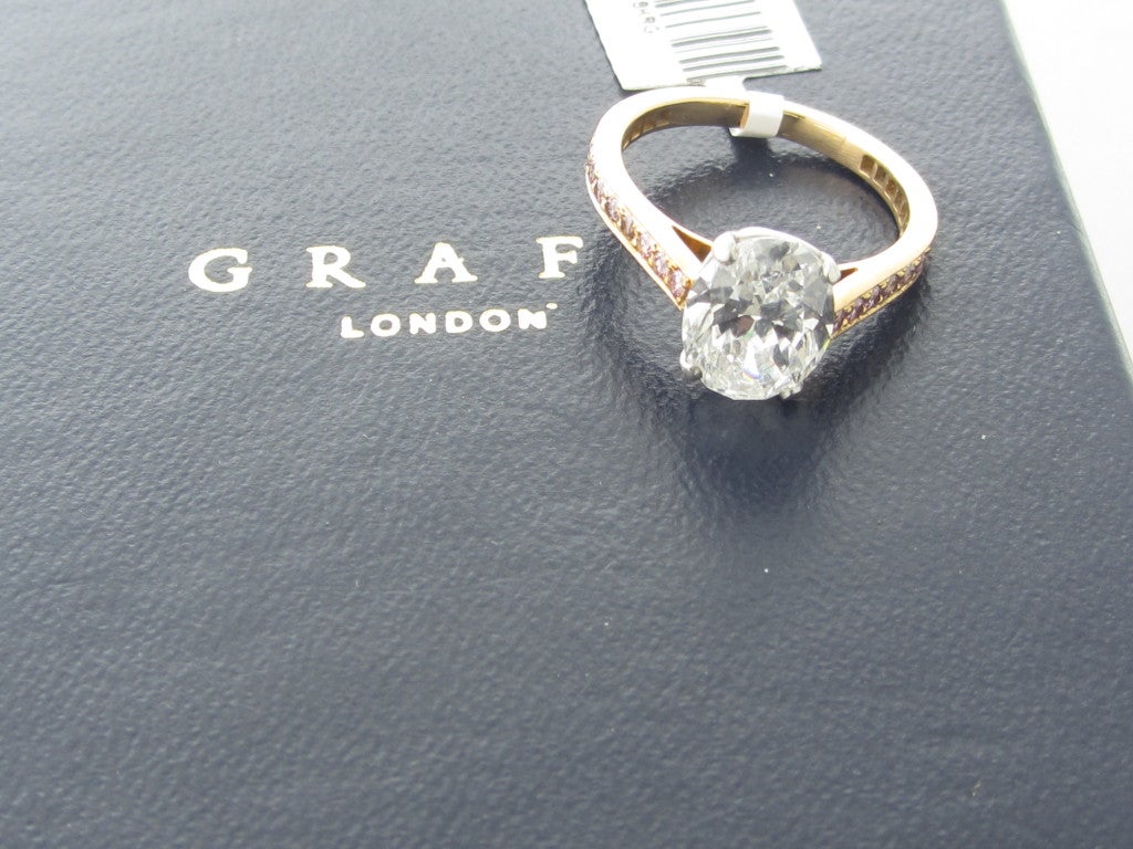 GRAFF 2.39ct E VS2 Oval Diamond Engagement Ring 2