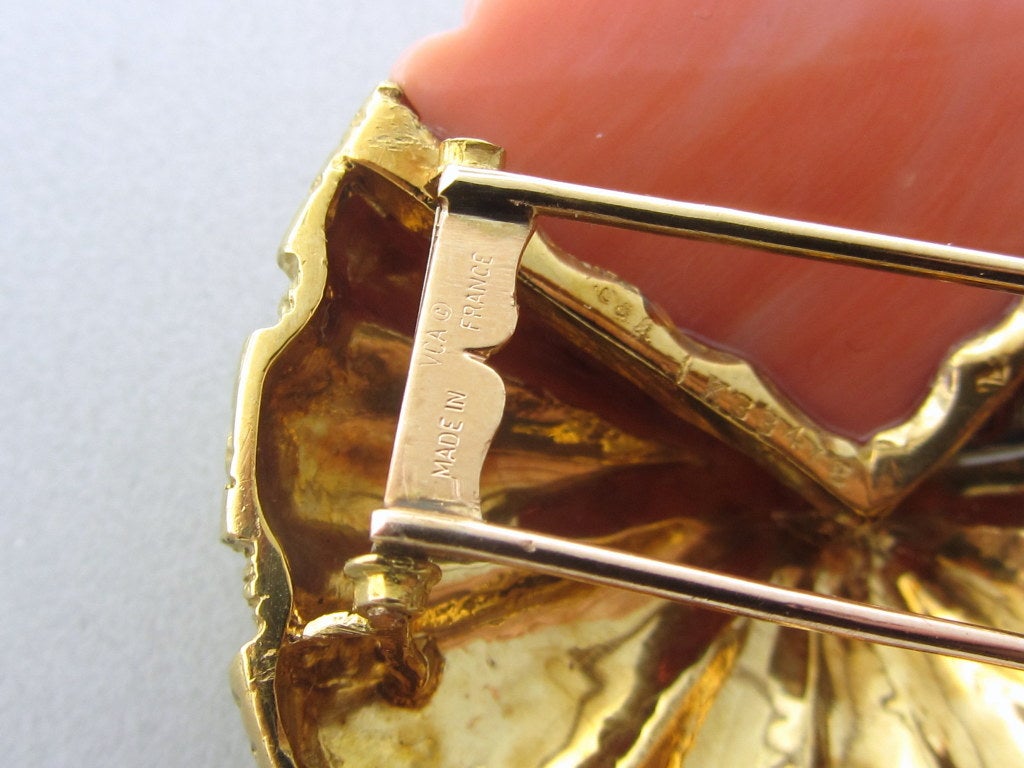 Women's Van Cleef & Arpels Gold Diamond Carved Coral Brooch