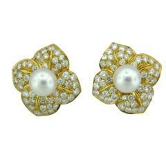 MIKIMOTO Pearl Diamond Gold Earrings