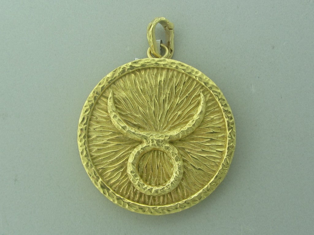 Metal: 18k Yellow Gold Marked/Tested @Webb. 18k 
 Measurements: Pendant 44mm In Diameter, Excluding Removable Bale (1 Inch = 25mm) Weight 42.4g
