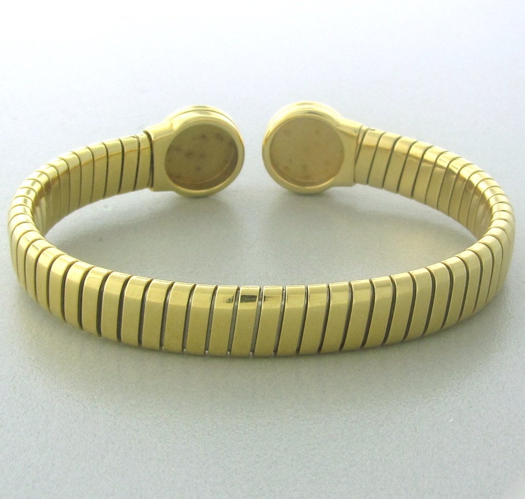18k Yellow Gold. 
Gemstones: Onyx Measurements Bracelet Will Fit Up To 6 1/4