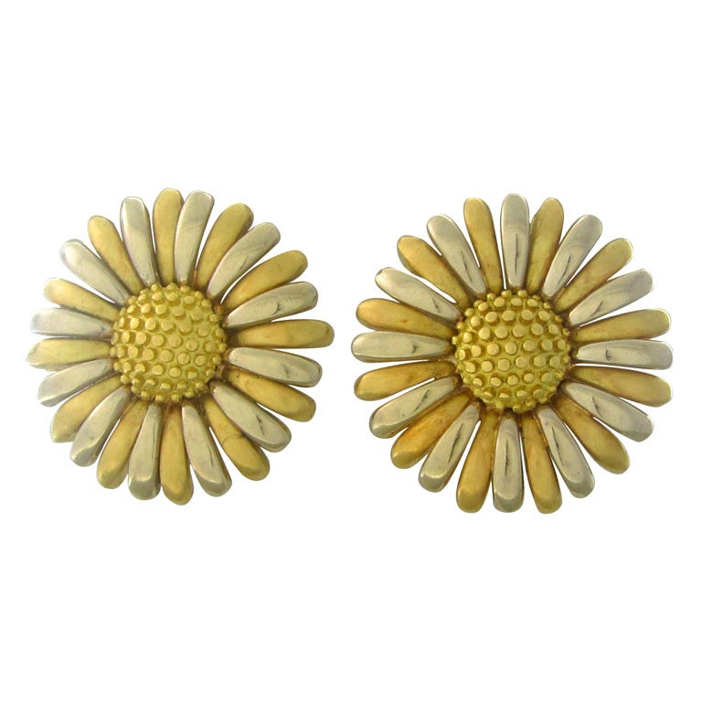 Asprey London Gold Daisy Flower Earrings