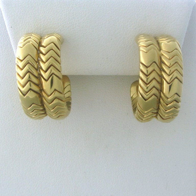 18K Yellow Gold, Earrings Are 23mm x 11mm (Inch=25mm) Marked/Tested: Bvlgari, 750, 2337AL, Made In Italy. Weight: 36.3g