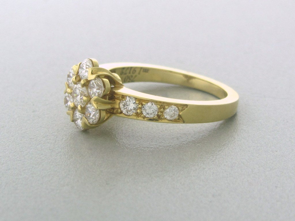 Van Cleef and Arpels VCA Fleurette Gold Diamond Ring For Sale at 1stdibs