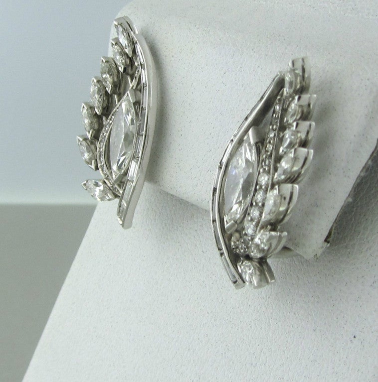 1950s Diamond  Platinum Earrings In Excellent Condition In Lambertville, NJ