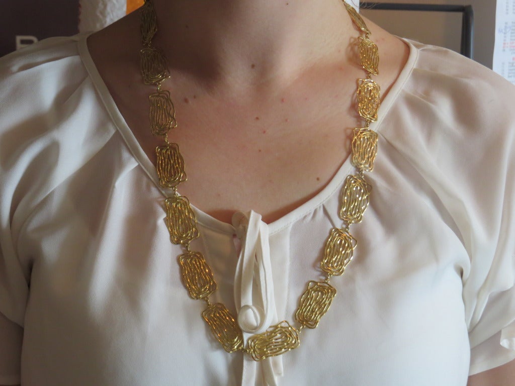 1970s Zolotas Gold Necklace In Excellent Condition In Lambertville, NJ