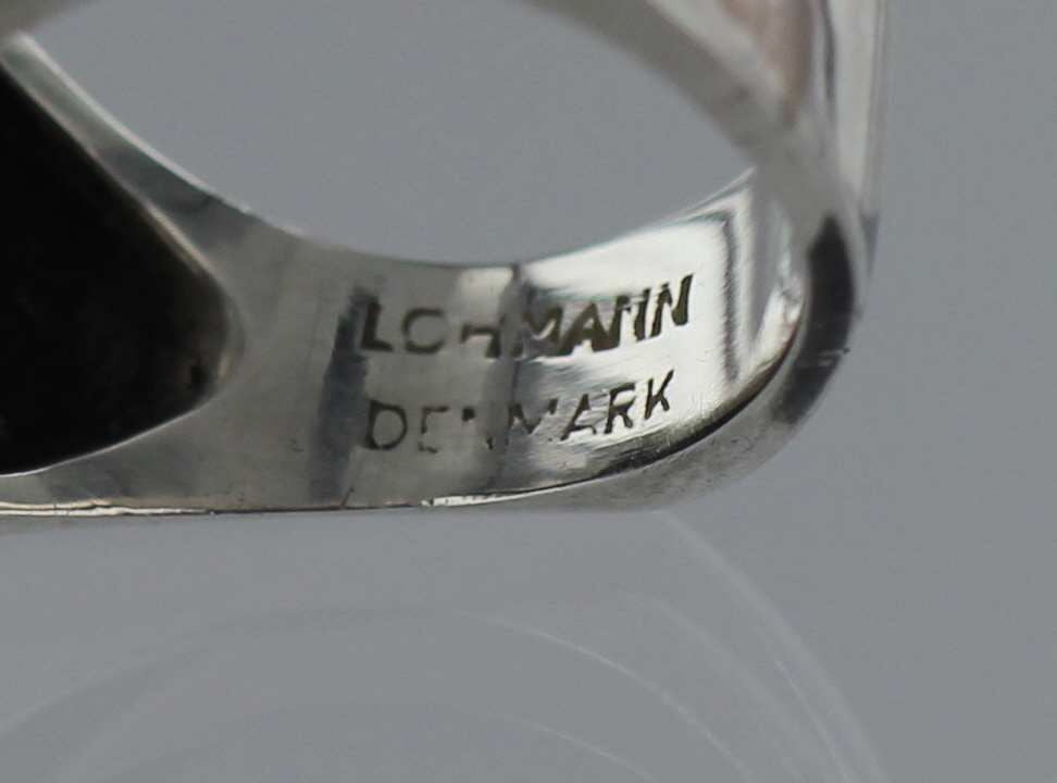 Women's Danish modern ring by Lohmann For Sale