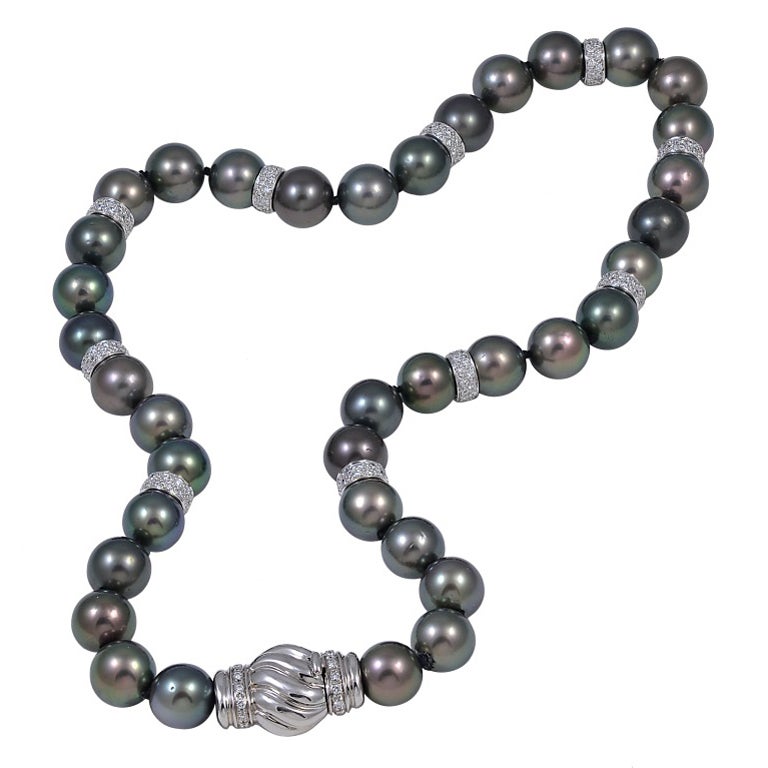 Black Pearl Necklace With Diamond Rondels For Sale
