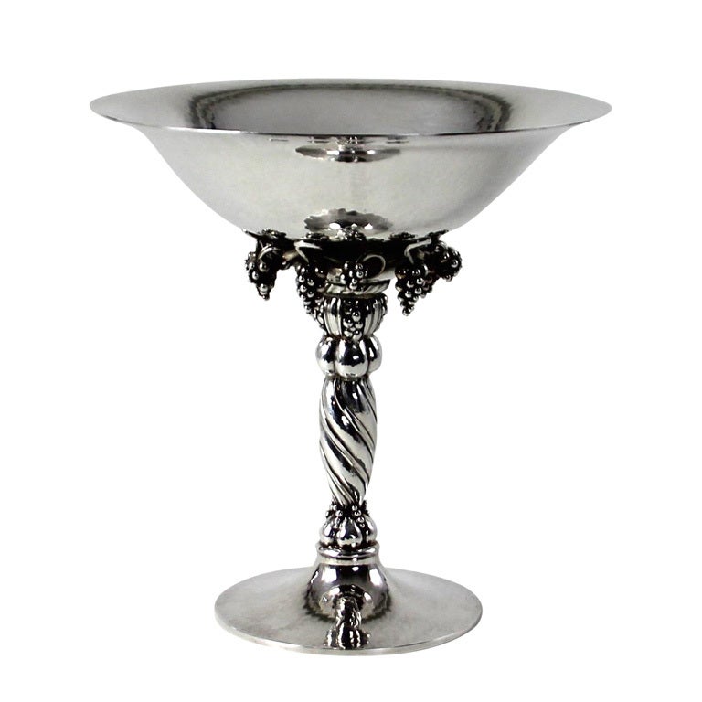 Georg Jensen Pedestal Compote No. 263b For Sale