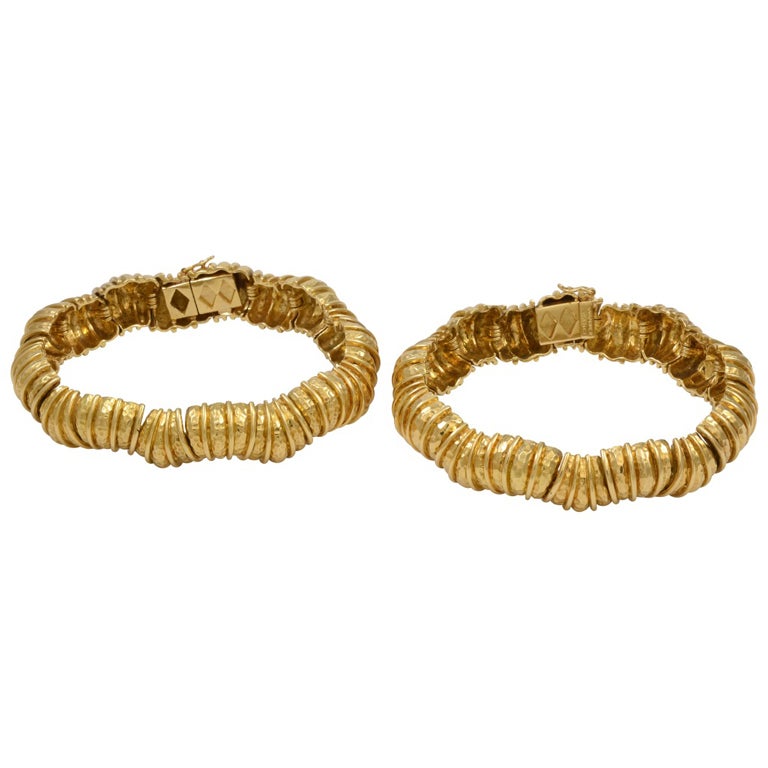WANDER Gold Bracelets