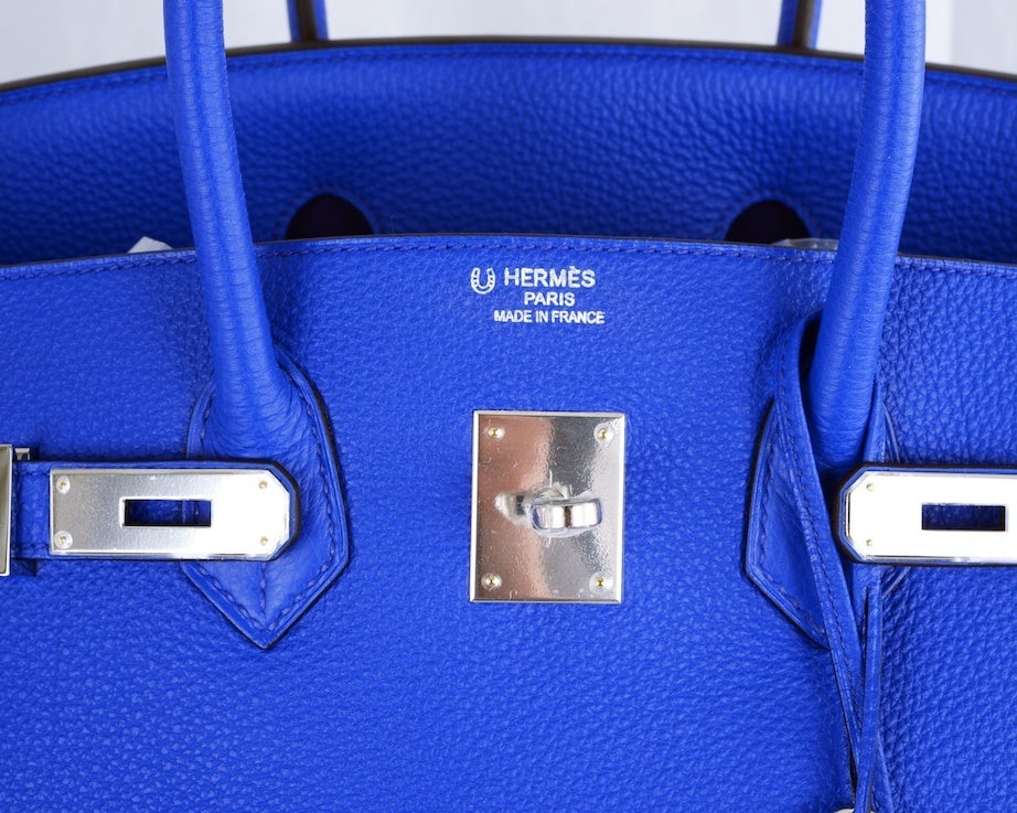 SO BI COLOR HORSESHOE HERMES BIRKIN BAG 35CM BLUE ELECTRIC W IRIS INTERIOR!

As always, another one of my fab finds, NEW INCREDIBLE Hermes  SPECIAL ORDER BIRKIN BAG 35cm BLUE ELECTRIQUE WITH IRIS CHEVRE INTERIOR TWO TONE WITH PALLADIUM HARDWARE.