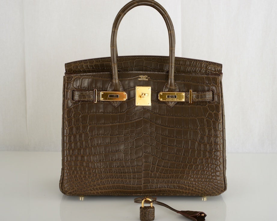 Special Hermes Birkin Bag 3Ocm Crocodile Matte Gris Elephant Gold Hardware

Hermes Birkin 30Cm In The Most Beautiful Nilo Crocodile Matte Gris Elephant With Un-Gettible Gold Hardware.

Neutral Olive Shade With A Silvery Sheen. The Color Is