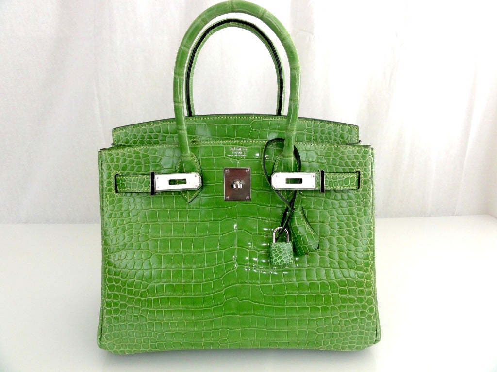 Brand new Hermes Birkin Bag 30cm New Color Menthe Mint Crocodile Porosus Palladium Hardware. This color is breathtaking offered excluisvely to 1stdibs members.