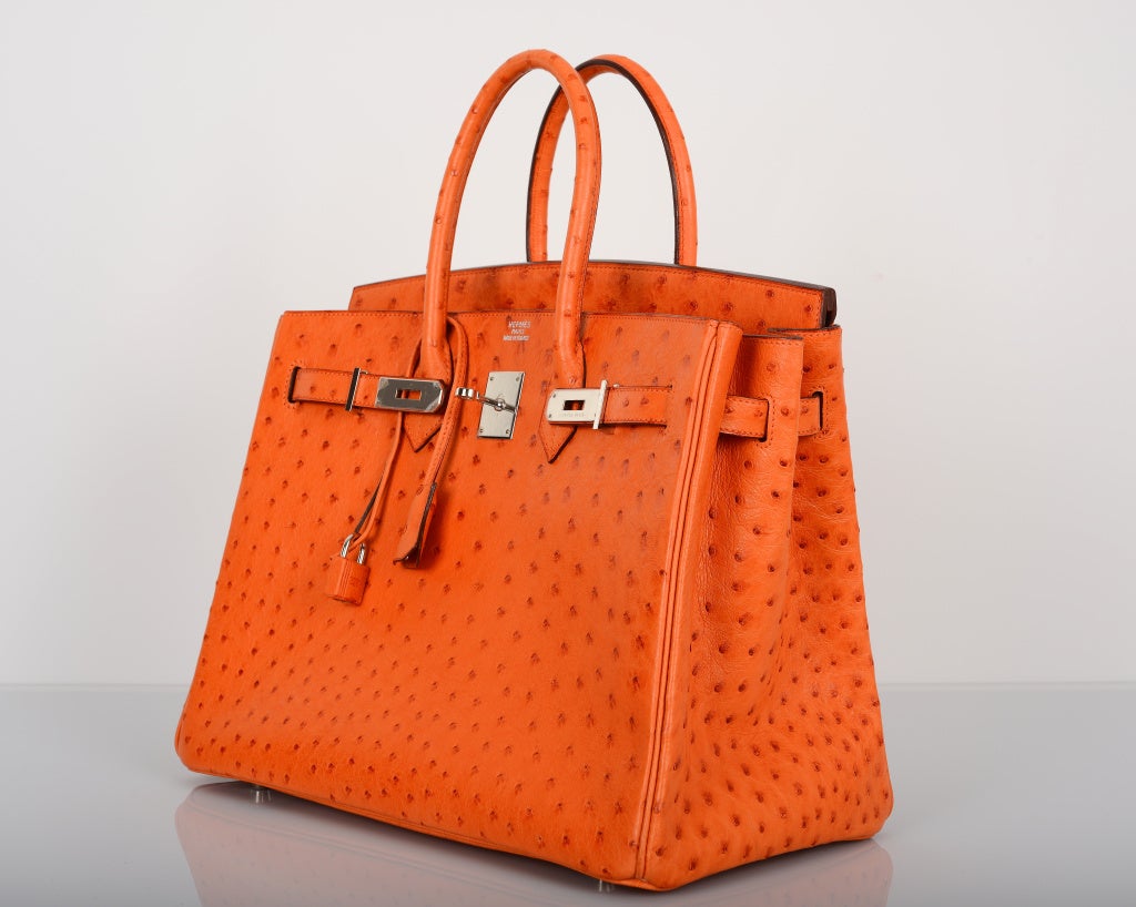 STUNNING HERMES BIRKIN BAG 35CM OSTRICH LEATHER TANGERINE ORANGE


AS ALWAYS ANOTHER ONE OF MY FAB FINDS!
HERMES BIRKIN 35CM IMPOSSIBLE TO GET DISCONTINUED OSTRICH LEATHER IN TANGERINE ORANGE GORGEOUS ORANGE  WITH LINING IN CHEVRE LEATHER  AND