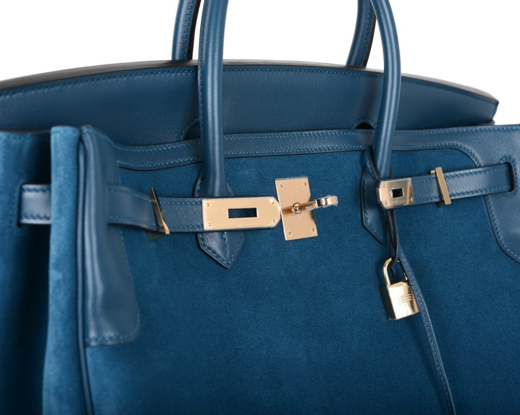 LIMITED EDITION HERMES BIRKIN BAG 40cm GRIZZLY SUEDE THALASSA BLUE PERMABRASS

As always, another one of my fab finds, Hermes 40cm Birkin in beautiful THALASSA BLUE COLOR rare LIMITED EDITION GRIZZLY SUEDE BIRKIN with PERMABRASS (ROSE GOLD)