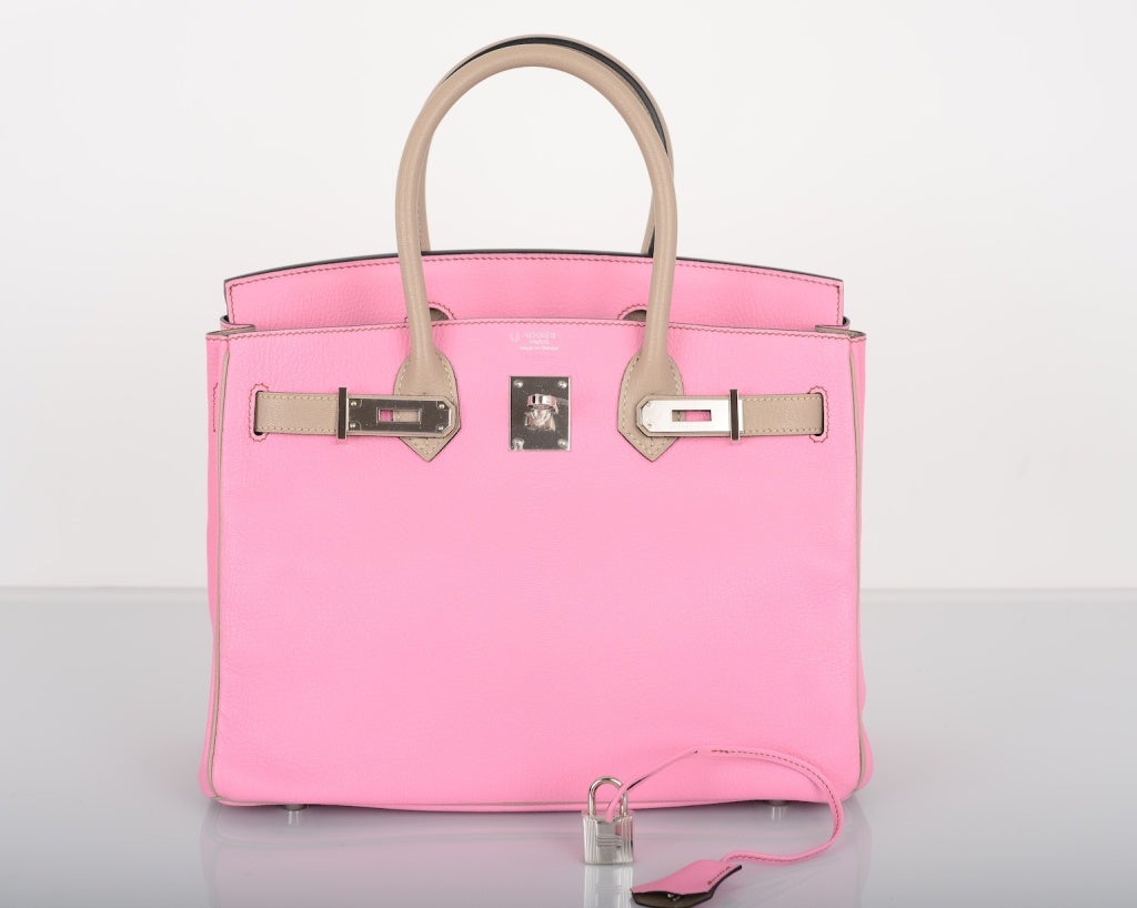 SPECIAL ORDER HERMES BIRKIN BAG 30cm BUBBLEGUM PINK & GRIS T CHEVRE LEATHER

AS ALWAYS ANOTHER ONE OF MY FAB HERMES FINDS? A CONVERSATION PIECE ! SPECIAL ORDER BUBBLEGUM PINK WITH GRIS TOURTERELLE. BOTH COLORS TOGETHER ARE TRULY TO DIE