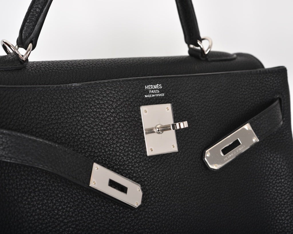 Women's FOREVER CLASSIC HERMES KELLY BAG 32cm BLACK TOGO PALLADIUM HW For Sale