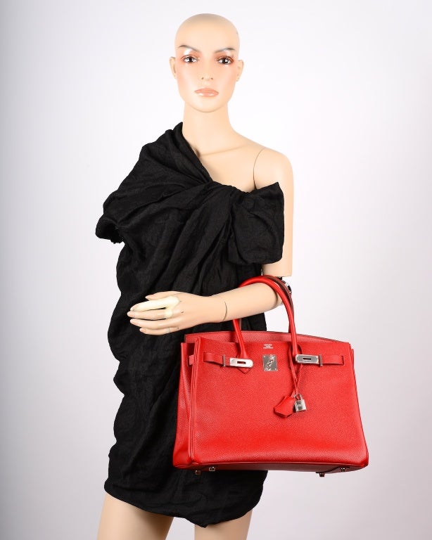 NEW CANDY COLOR! HERMES BIRKIN BAG 35CM RED ROUGE CASAQUE W PALL HARDWARE

MAGNIFICENT NEW RED  HARDWARE AS ALWAYS, ANOTHER ONE OF MY FAB FINDS, HERMES 35CM BIRKIN IN BEAUTIFUL IMPOSSIBLE TO GET NEW ROUGE CASAQUE THE BRIGHTEST LIPSTICK RED FROM