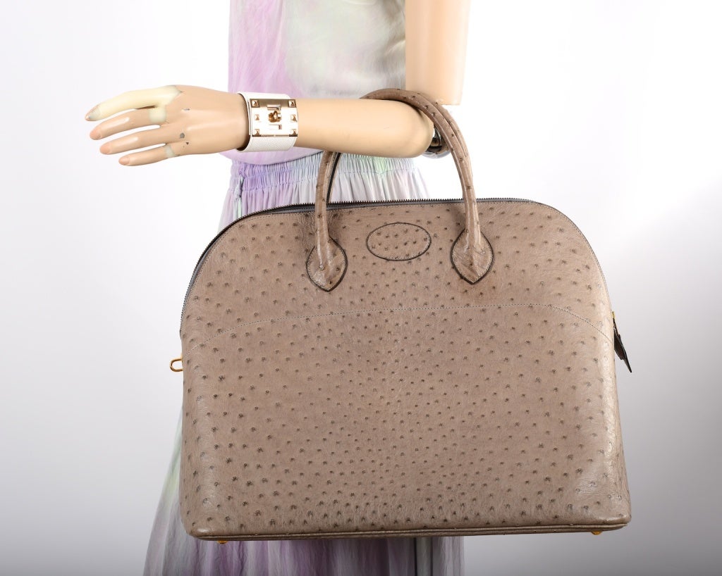 Rare Find Hermes Bag Bolide 47Cm Gray Ostrich With Gold Hardware In Excellent Condition In NYC Tri-State/Miami, NY