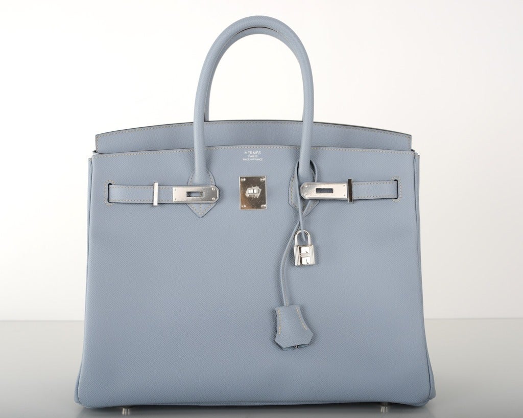 AS ALWAYS, ANOTHER ONE OF MY FAB FINDS, HERMES 35CM BIRKIN IN BEAUTIFUL NEW COLOR BLEU LIN 35CM, EPSOM LEATHER WITH PALLADIUM HARDWARE YOU WILL ABSOLUTELY LOVE THIS NEW FRESH BLUE.

THIS BAG COMES WITH LOCK, KEYS, CLOCHETTE, A SLEEPER FOR THE BAG,