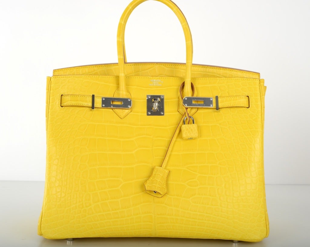 As always, another one of my fab finds, The sexiest bag ever… Hermes 35cm Birkin in MATTE MIMOSA alligator. This is the most stunning YELLOW you have ever seen! Effortless chic.. WILL GO WITH EVERYTHING! Stunning palladium hardware!

This bag