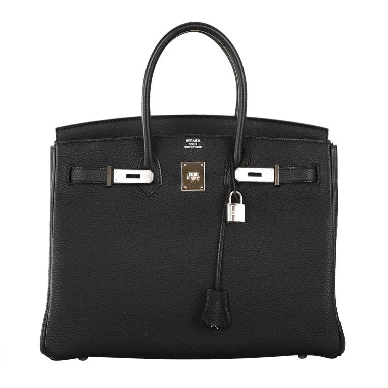 As always, another one of my fab finds, Hermes 35cm Birkin Bag in beautiful forever in style BLACK TOGO LEATHER.

THE BAG IS ABSOLUTELY STUNNING IN 35CM, IT IS A TRUE JANEFINDS!

This bag comes with lock, keys, clochette, a sleeper for the bag 