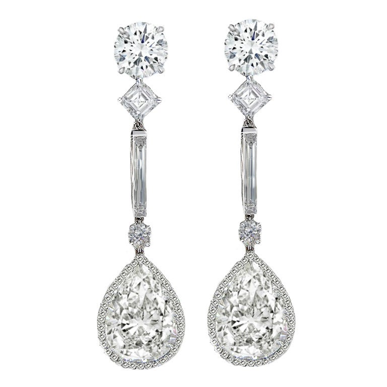 Magnificent GIA Certified Diamond Platinum Earrings For Sale at 1stDibs