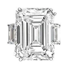 Magnificent 11.30 carat Emerald Cut Diamond Ring