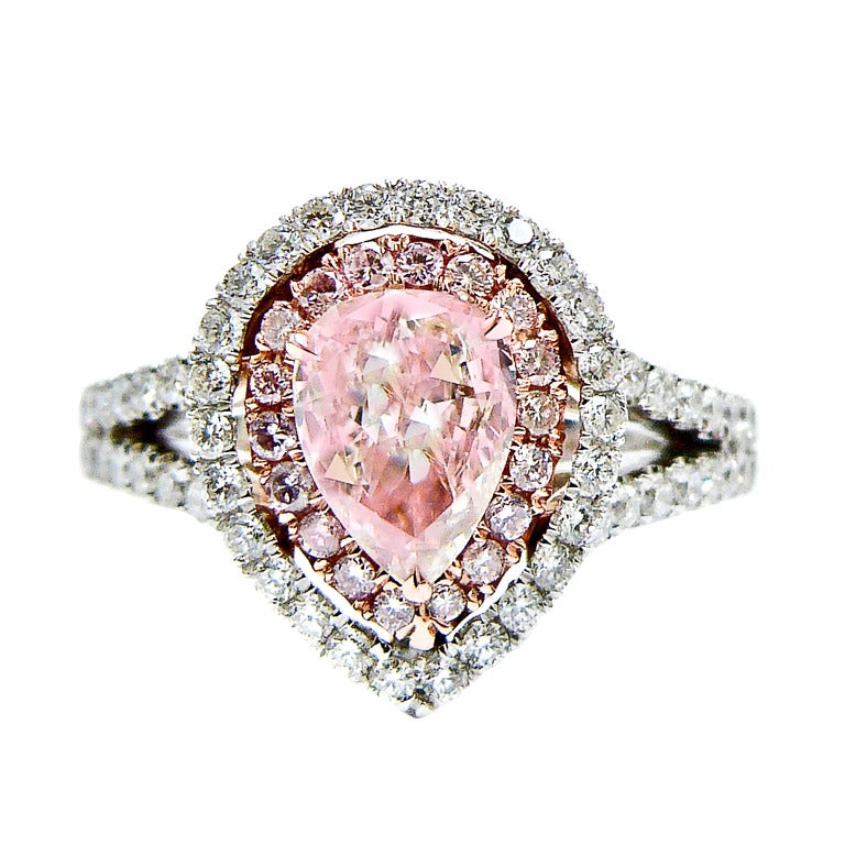 Stunning Diamond Platinum Engagement Ring