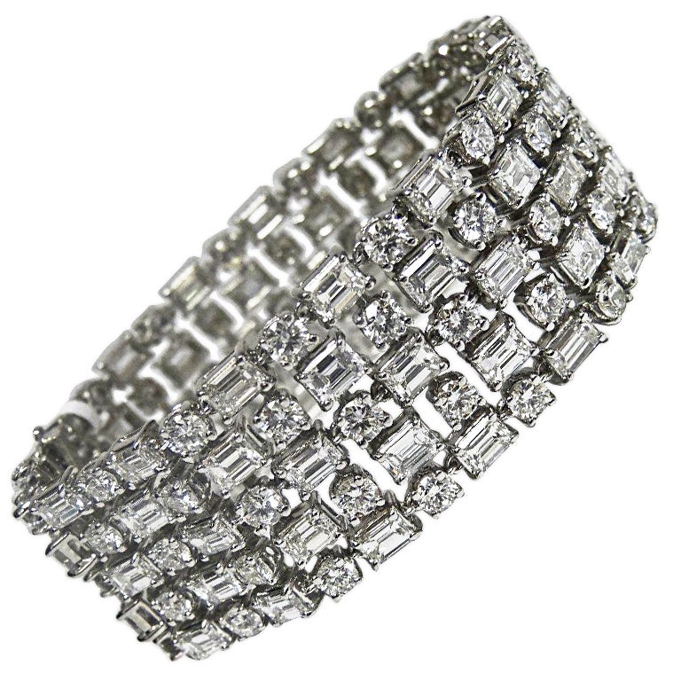 Magnificent 48.15 All Round and Emerald Cut Diamond Bracelet