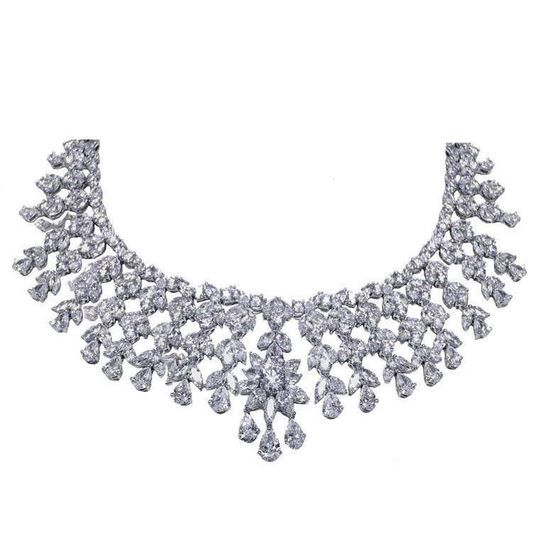 Magnificent Diamond Necklace For Sale at 1stDibs