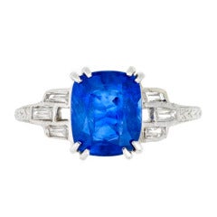 Art Deco Cushion-Cut Sapphire Ring with Diamond Baguette Shoulders