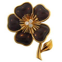 VAN CLEEF & ARPELS "Rose De Noel" Diamond Gold and Wood pin