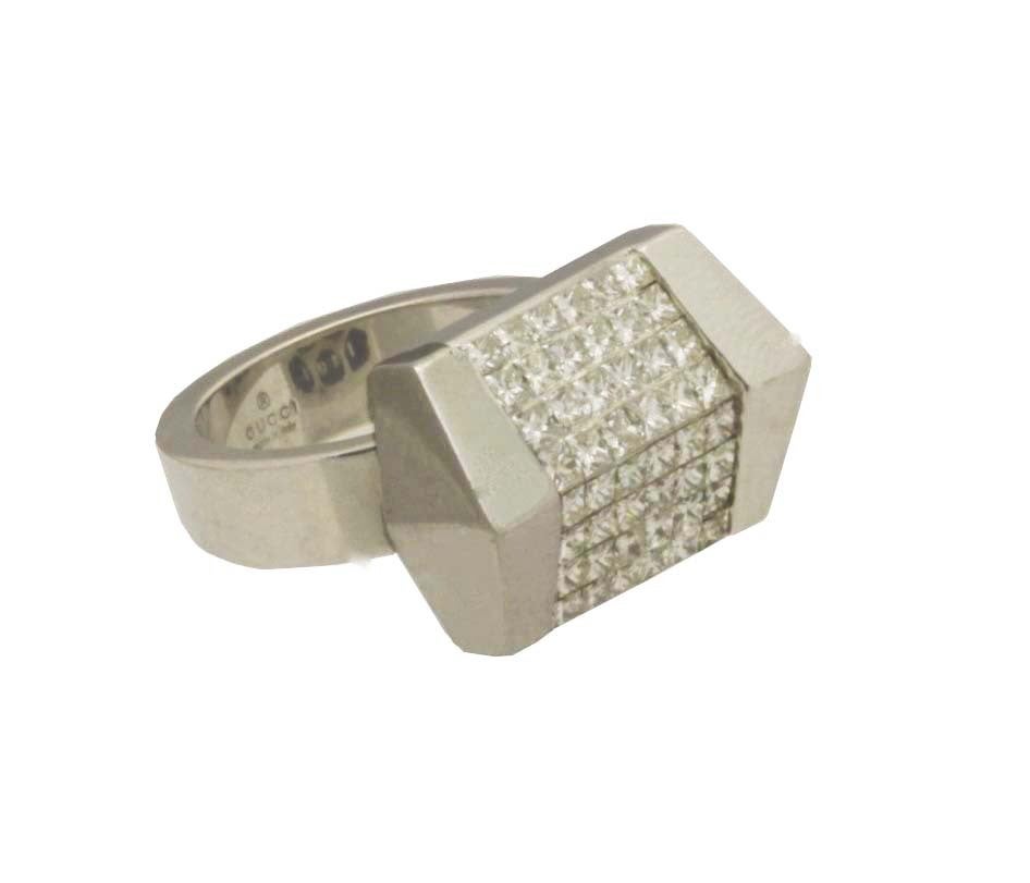 Gucci Diamond and White Gold Geometric Ring