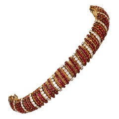 Magnificent Van Cleef & Arpels Ruby and Diamond Gold Bracelet