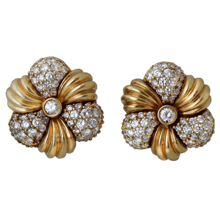 HAMMERMAN BROS. Diamond and Gold Flower Motif Earrings For Sale