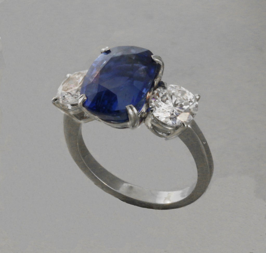 Ceylon Sapphire Diamond Ring
