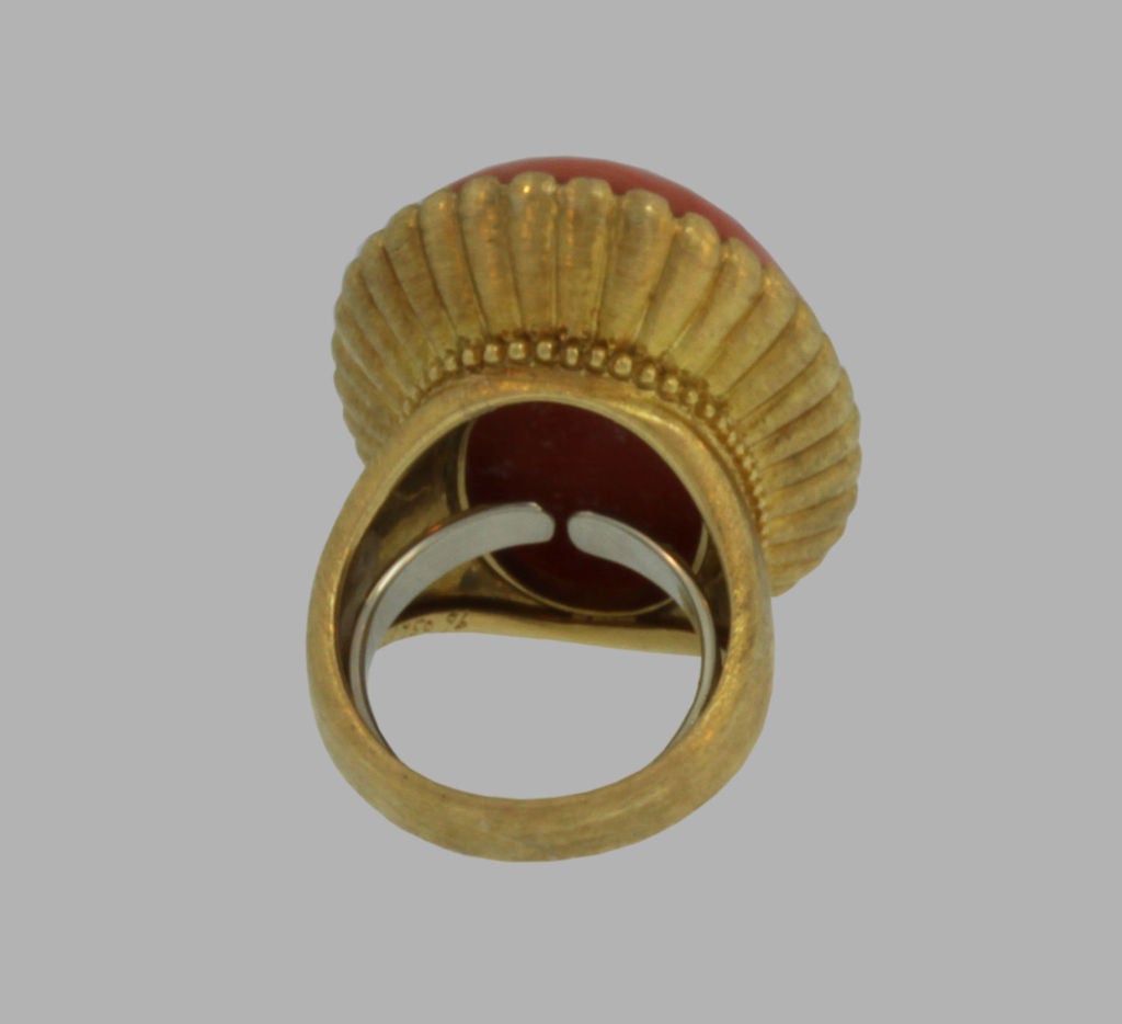 Women's Stunning BUCCELLATI Coral  Ring