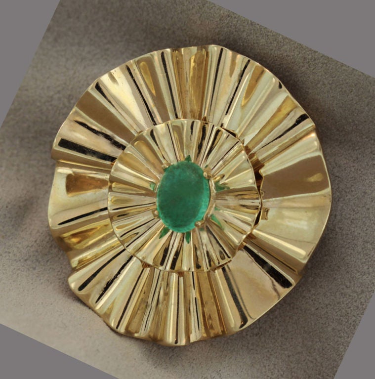 TRABERT HOEFFER for MAUBOUSSIN Retro Emerald and Gold Brooch