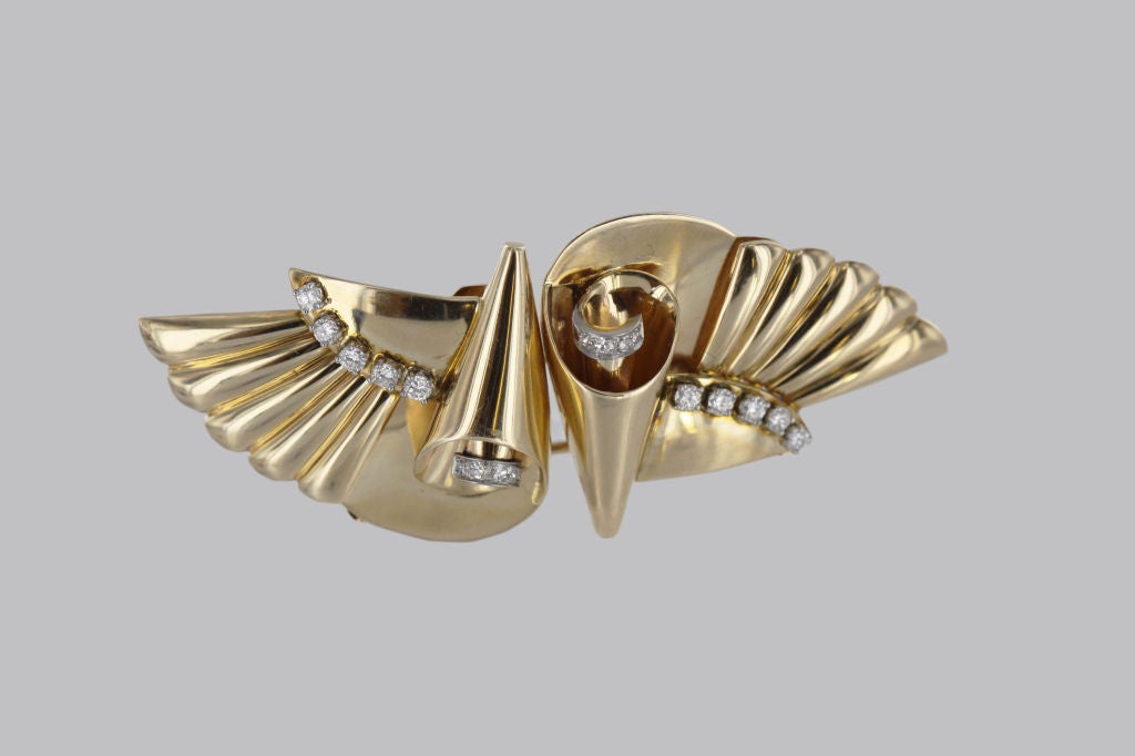 J.E. CALDWELL 1940's Diamond & Gold Double Clip Pin