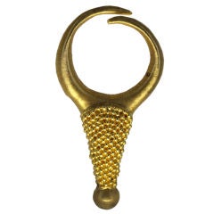 ZOLATAS Textured Gold Pin