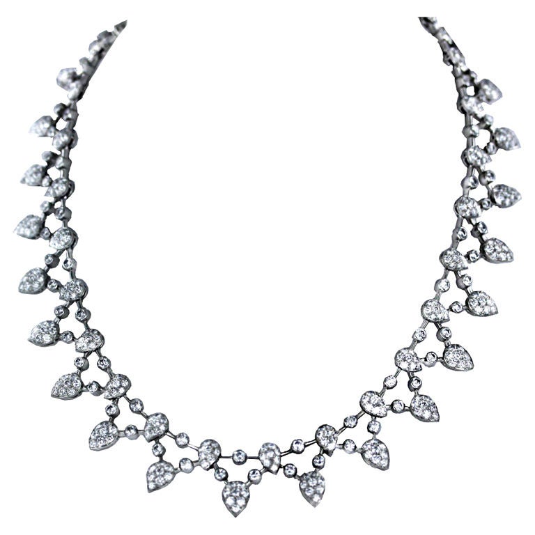 TIFFANY & CO. Elegant Diamond Platinum Necklace For Sale